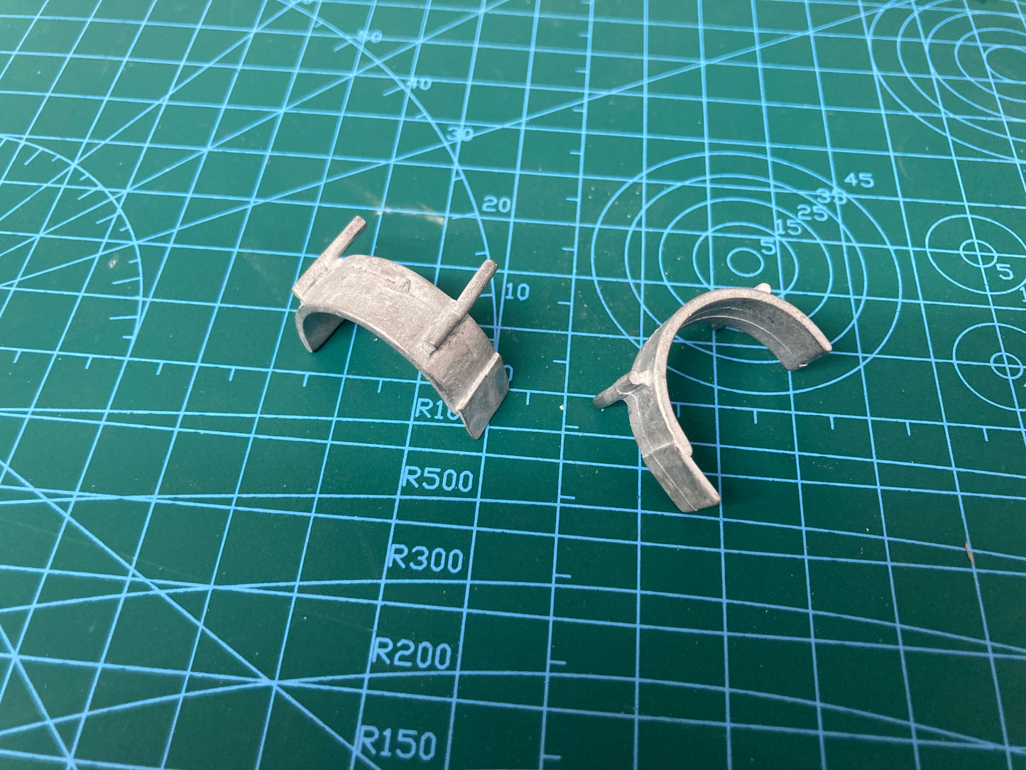 215 Single wheel mudguards (pair)