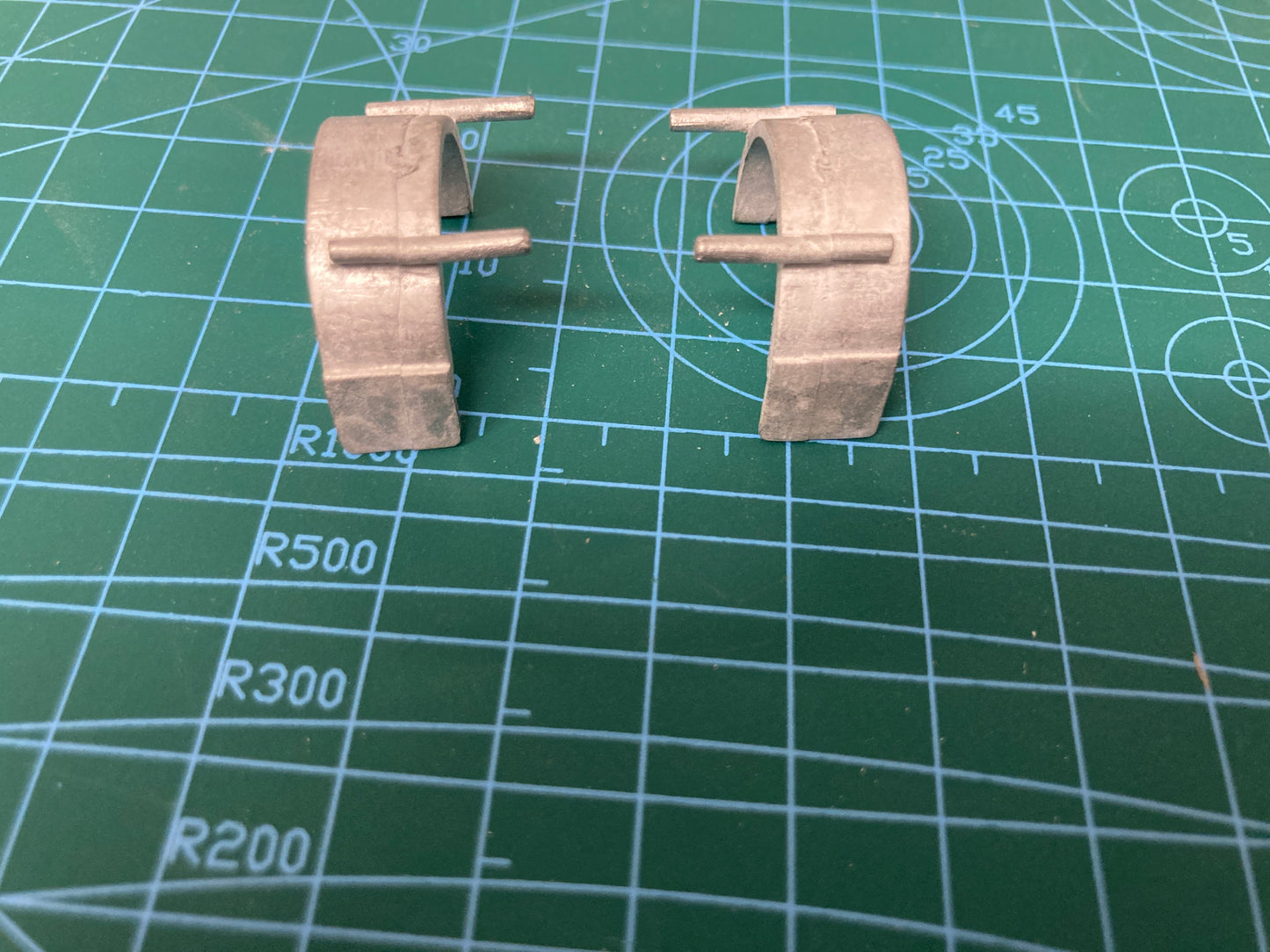 215 Single wheel mudguards (pair)