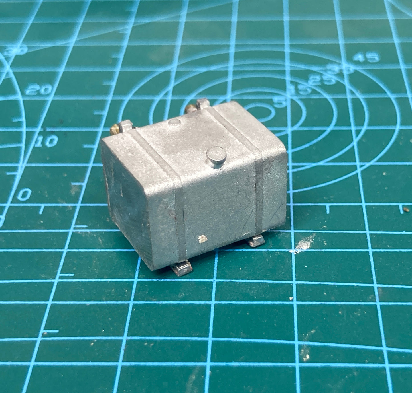 273 400 litre fuel tank