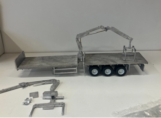 065 HG.65 Tri-axle brick trailer with crane (steel suspension)