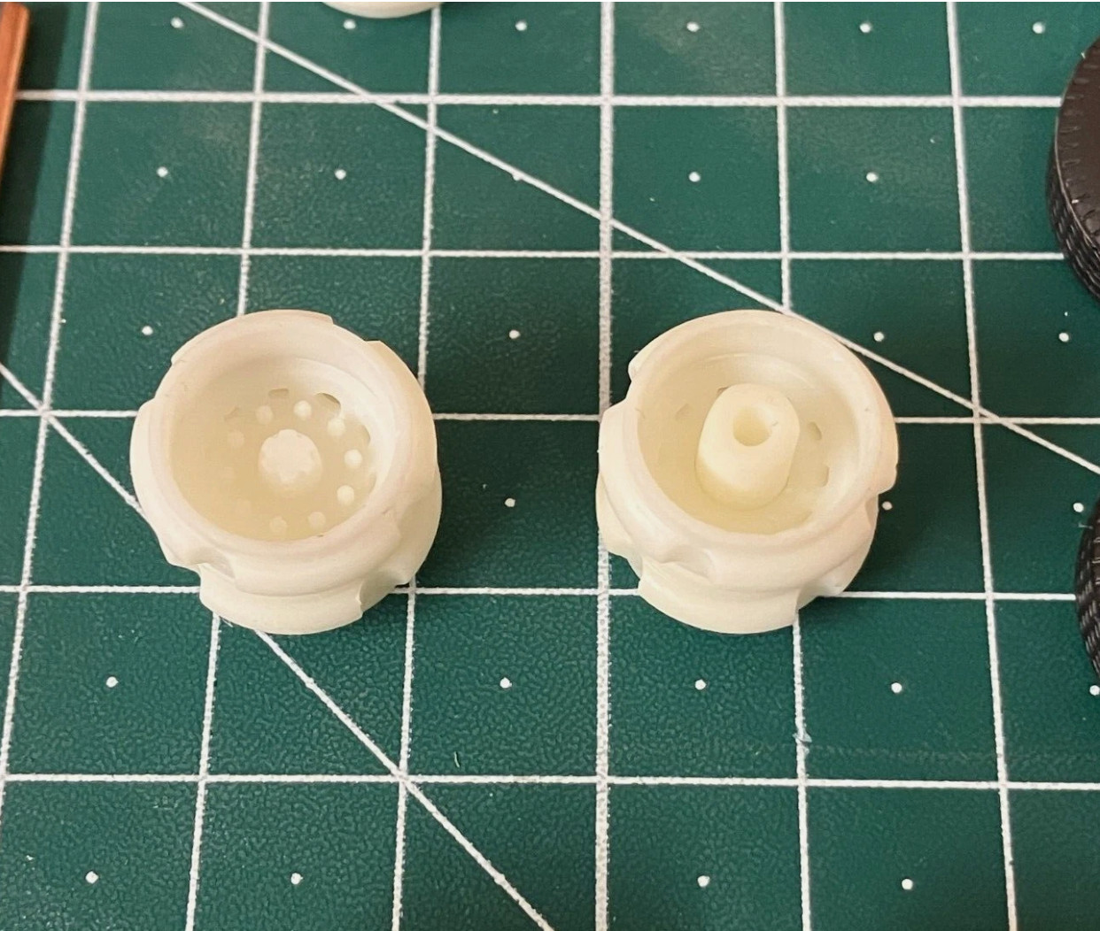 065 HG.65 Tri-axle brick trailer with crane (steel suspension)