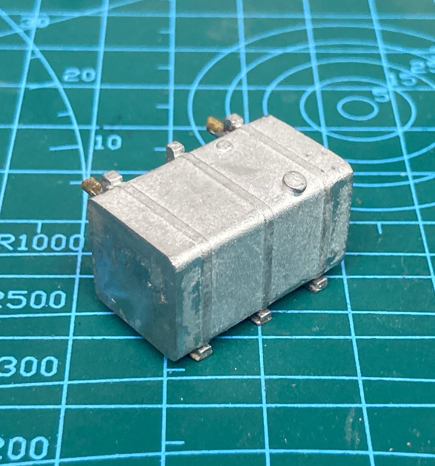 275   600 litre fuel tank