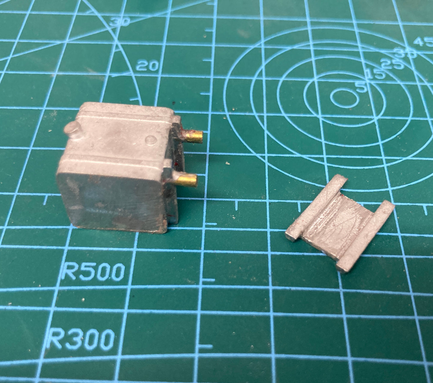 271   300 litre fuel tank  (300/3)